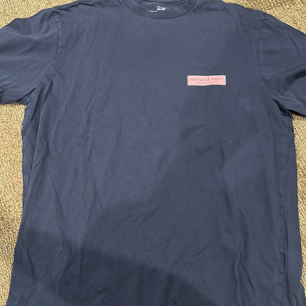 Vineyard-Vines T-Shirt (Small)